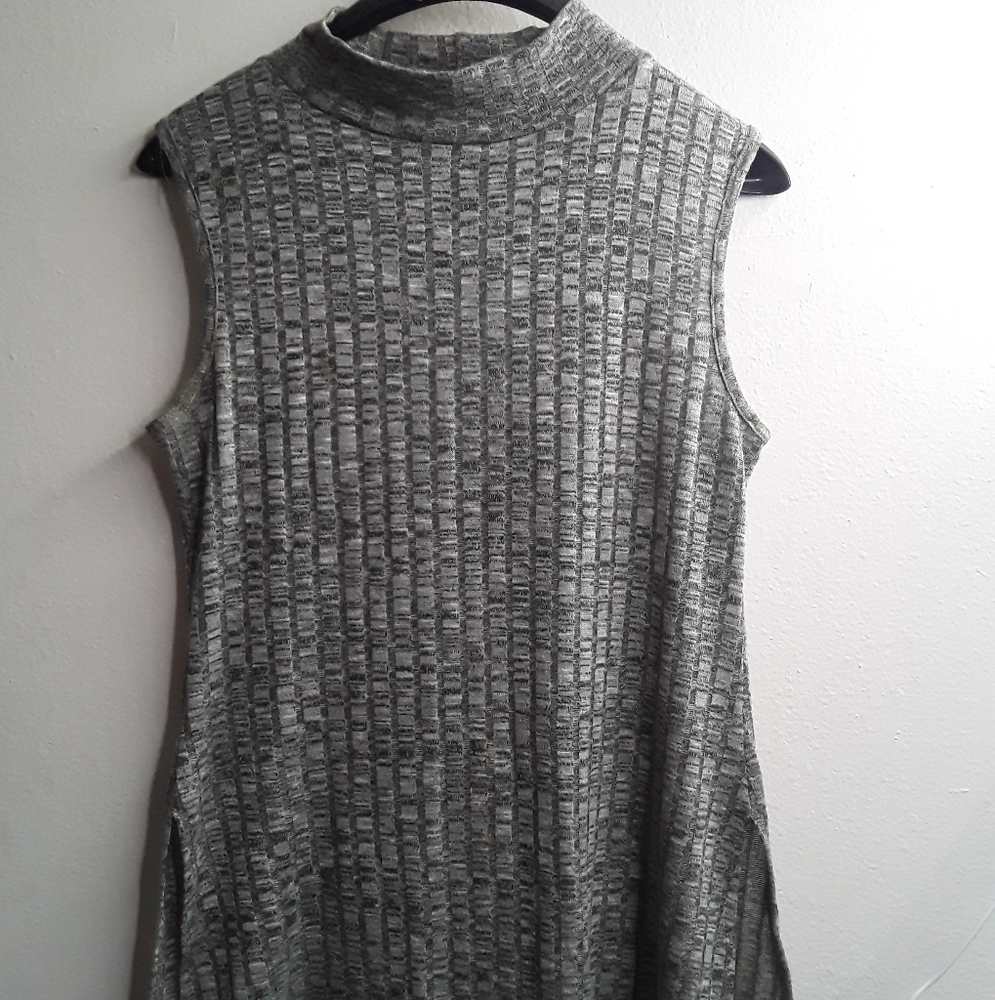 Turtle neck shirt